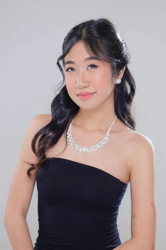 JULIA OAFERINA